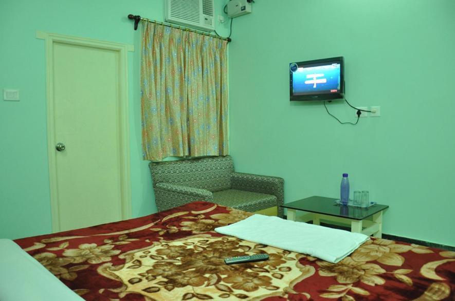 Hotel Kiran Palace Benares Kamer foto