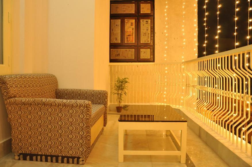 Hotel Kiran Palace Benares Buitenkant foto