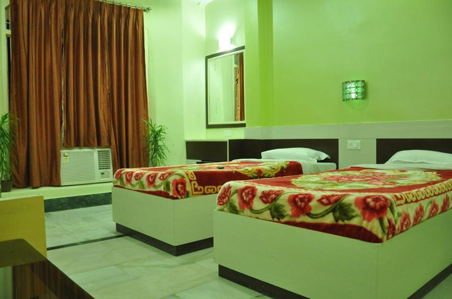 Hotel Kiran Palace Benares Buitenkant foto